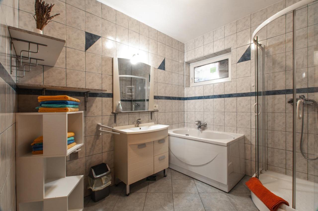 Apartments Julia Бохінь Екстер'єр фото